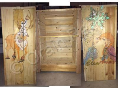 Free Hand Art - Frozen Characters ------------------- Hand Made Solidwood Bo - Wood