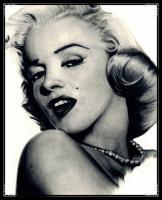 Pencil Drawings Of Famous Peop - Marilyn Monroe Pencil Drawing - Pencil  Paper