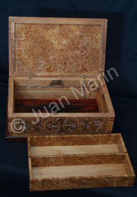 Geometric Jewlery Box 011 - Inside Of Geometric Jewlery Box - Basswood And Exotic Hard Woods