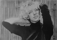 Marilyn Monroe - Pencil  Paper Drawings - By Chris Jones, Portrait Drawing Artist