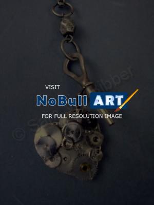 Necklace - Heart Is Hanging By A Key - Metal