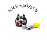 Cat Mouse Cheese Trio - Glass Glasswork - By Arzu Karci, Lampwork Glass Bead Glasswork Artist