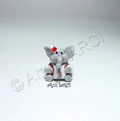 Christmas Creatures - Xmas Santa Elephant Glass Bead - Glass