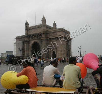 Gallery Watercolor In Mumbai I - Ballon Vender - Photography