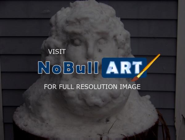 Sculpture And Stone Work - Santa Sculpture 2008 - Snow