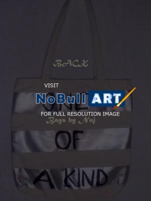 Naj Bags - Bubblegum Beauty Back Side - Acrylic